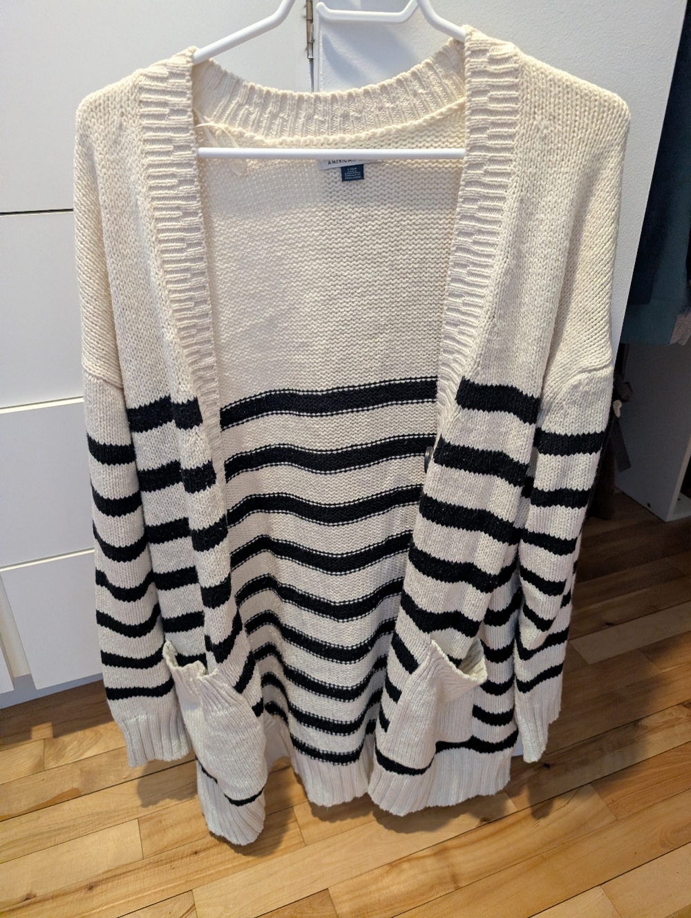 American Eagle Cardigan